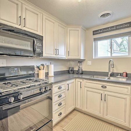 Waterfront Syracuse Home With Patio And Fire Pit! מראה חיצוני תמונה